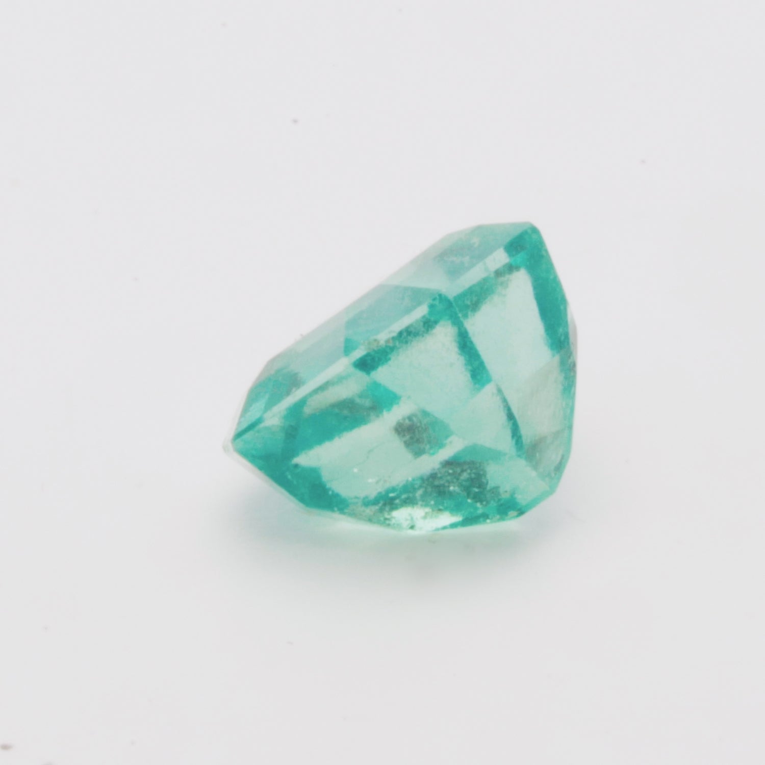 Émeraude "Pan Coupé" - 0,75ct